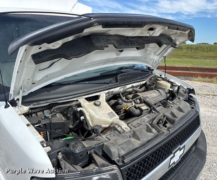 image for item DW6549 2016 Chevrolet  Express G3500 utility van