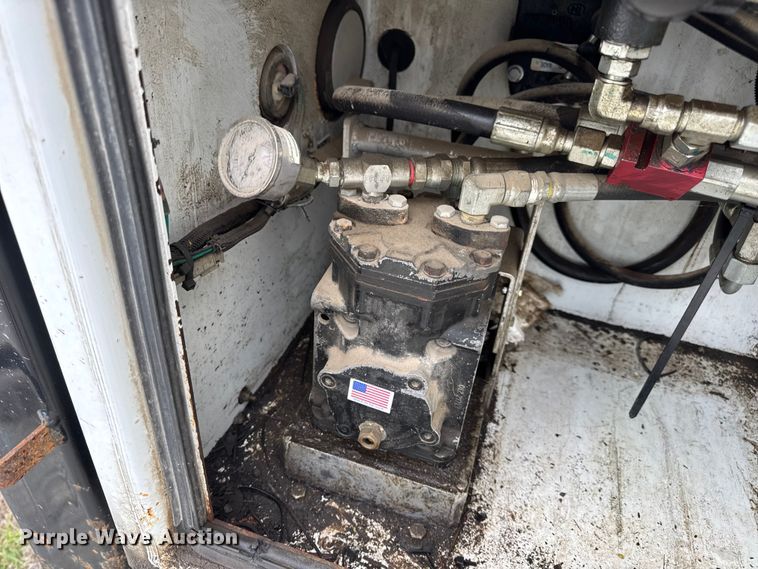 image for item DW6550 2015 Dodge  Ram 5500 utility / service truck