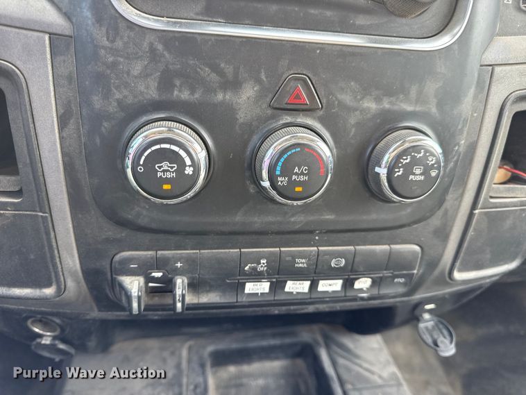 image for item DW6550 2015 Dodge  Ram 5500 utility / service truck