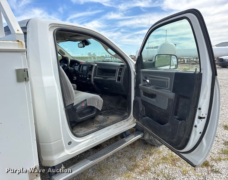 image for item DW6550 2015 Dodge  Ram 5500 utility / service truck