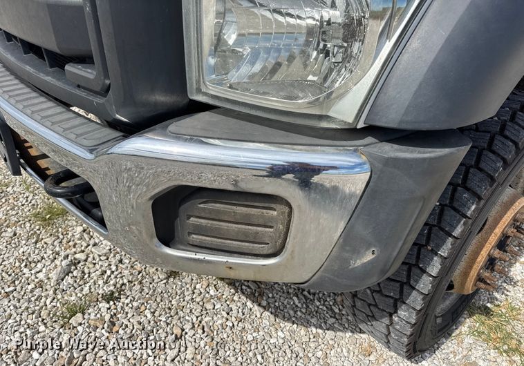 image for item DW6551 2015 Ford  F550 Super Duty utility / service truck