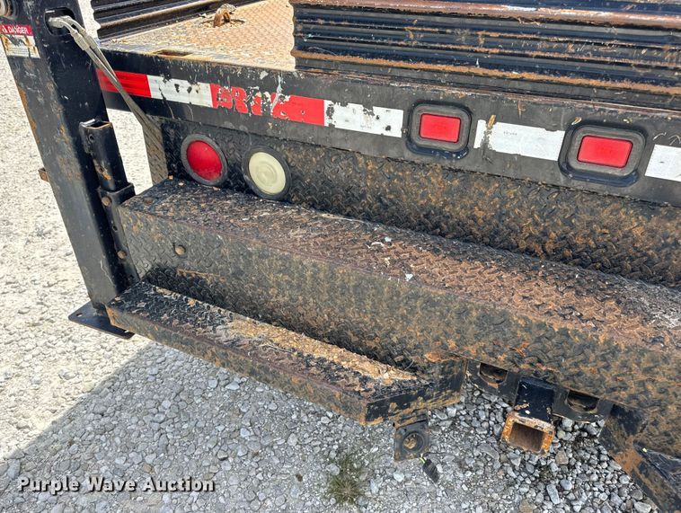 image for item DW6551 2015 Ford  F550 Super Duty utility / service truck