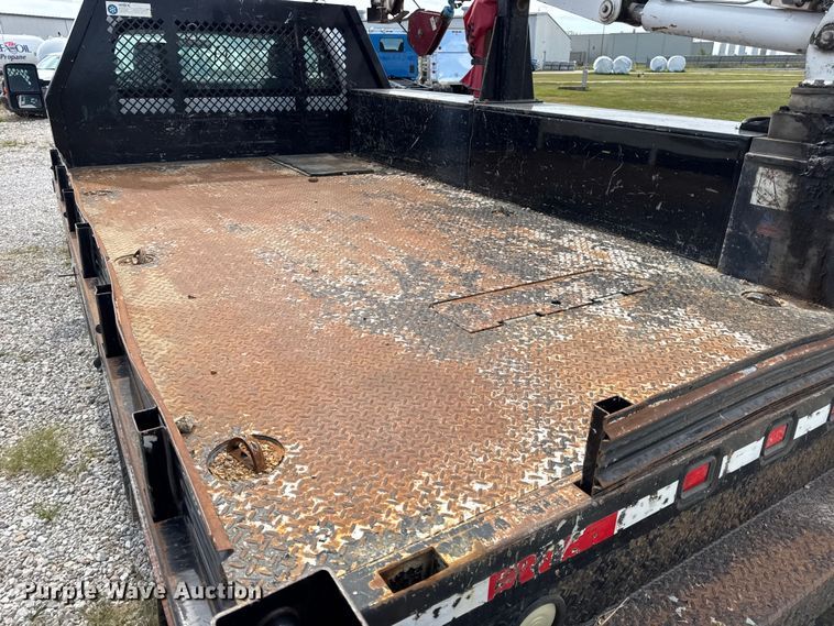 image for item DW6551 2015 Ford  F550 Super Duty utility / service truck