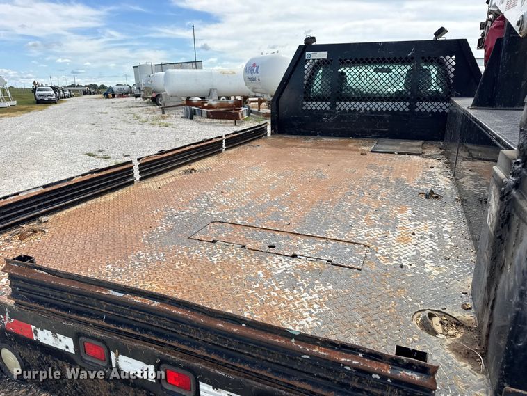 image for item DW6551 2015 Ford  F550 Super Duty utility / service truck