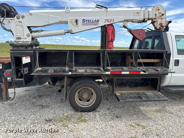 image for item DW6551 2015 Ford  F550 Super Duty utility / service truck