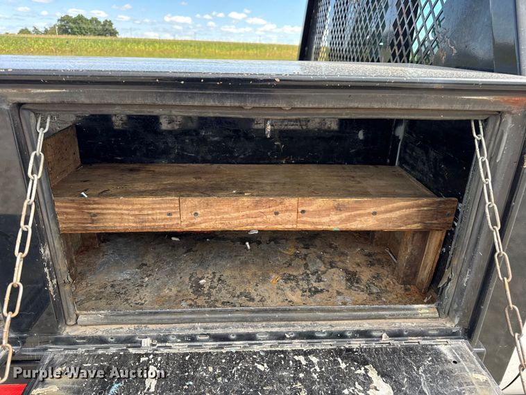 image for item DW6551 2015 Ford  F550 Super Duty utility / service truck