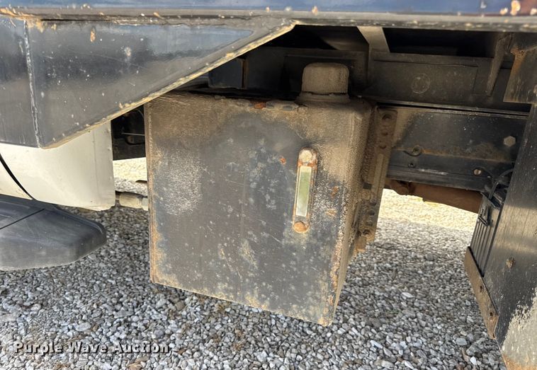 image for item DW6551 2015 Ford  F550 Super Duty utility / service truck