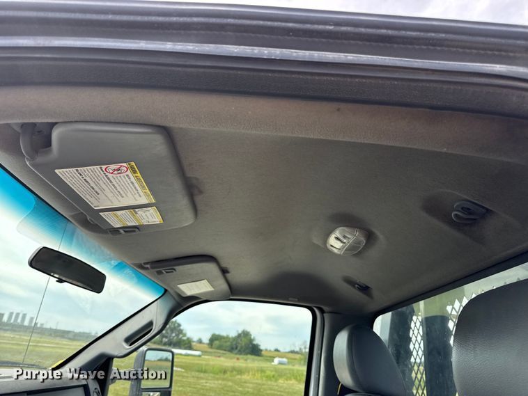 image for item DW6551 2015 Ford  F550 Super Duty utility / service truck