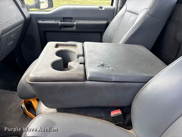 image for item DW6551 2015 Ford  F550 Super Duty utility / service truck