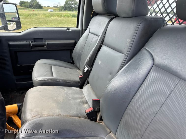 image for item DW6551 2015 Ford  F550 Super Duty utility / service truck