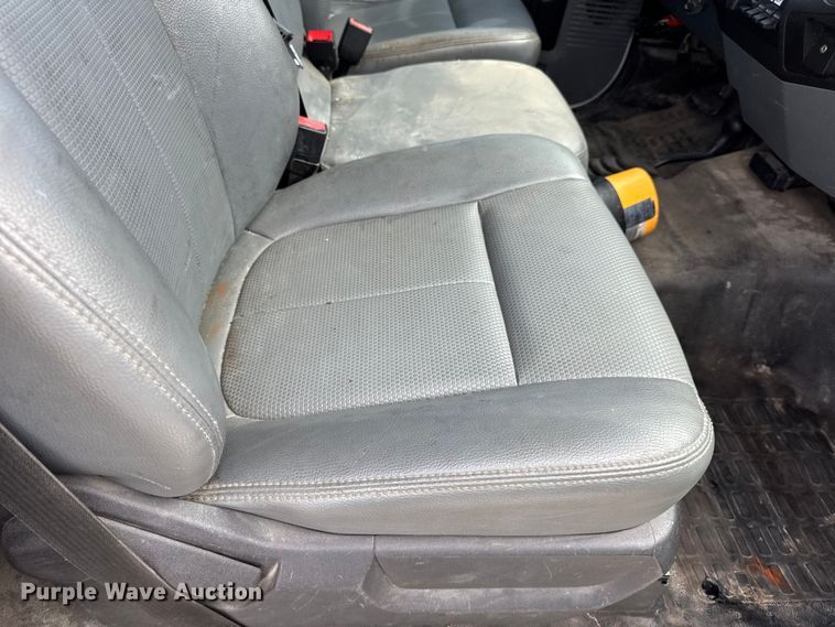 image for item DW6551 2015 Ford  F550 Super Duty utility / service truck