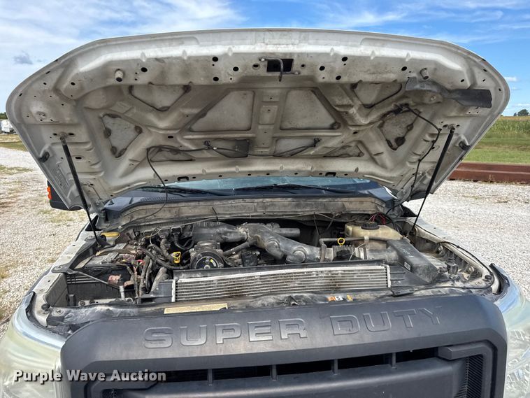 image for item DW6551 2015 Ford  F550 Super Duty utility / service truck