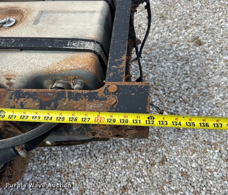 image for item DW6552 2010 Ford  F450 Super Duty XL  truck cab and chassis