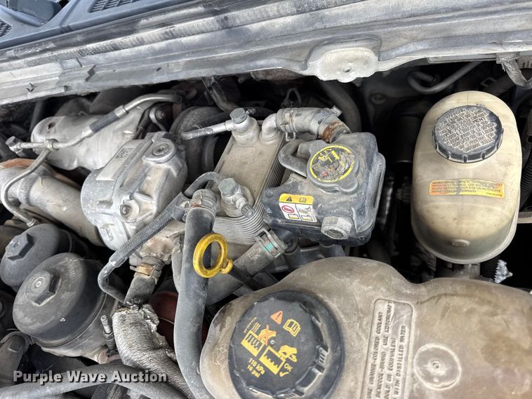 image for item DW6552 2010 Ford  F450 Super Duty XL  truck cab and chassis