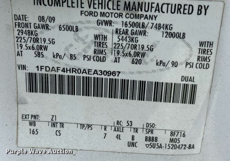 image for item DW6552 2010 Ford  F450 Super Duty XL  truck cab and chassis