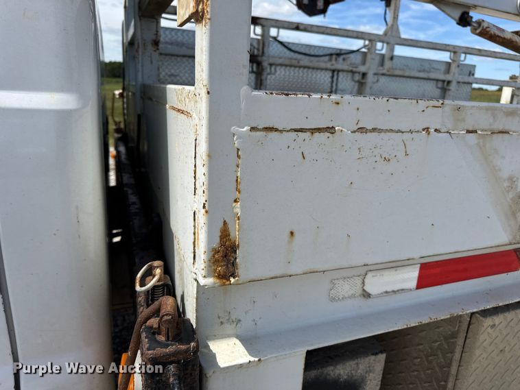 image for item DW6555 2008 Ford F550 Super Duty XL utility / service truck