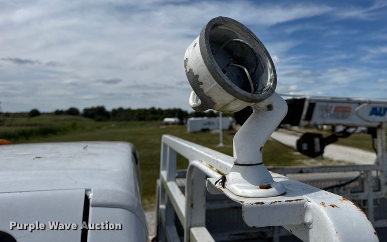 image for item DW6555 2008 Ford F550 Super Duty XL utility / service truck