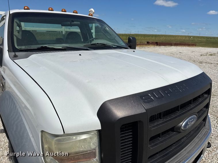 image for item DW6555 2008 Ford F550 Super Duty XL utility / service truck