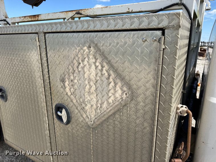 image for item DW6555 2008 Ford F550 Super Duty XL utility / service truck