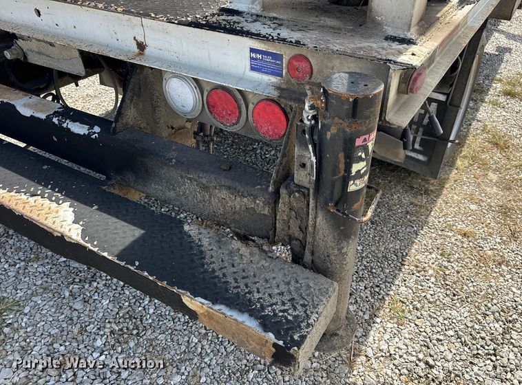 image for item DW6555 2008 Ford F550 Super Duty XL utility / service truck