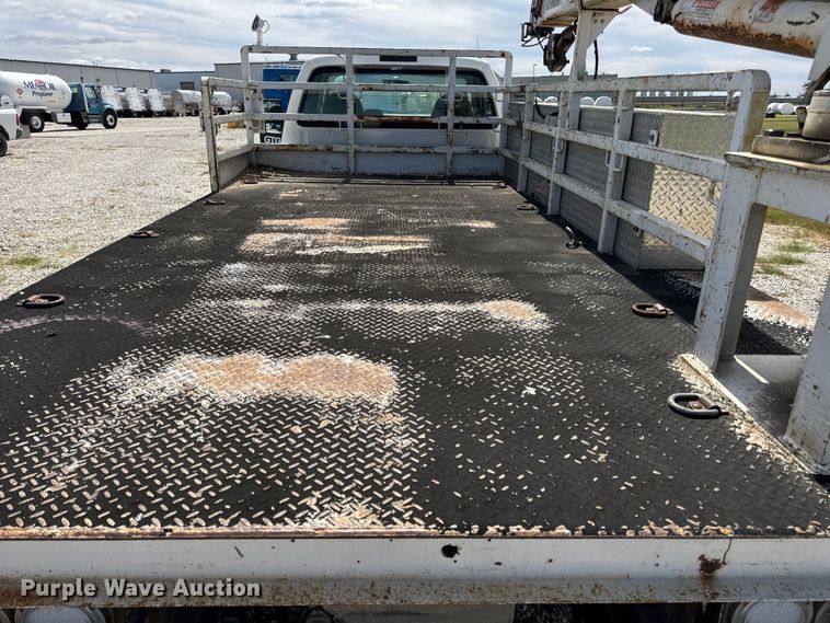 image for item DW6555 2008 Ford F550 Super Duty XL utility / service truck