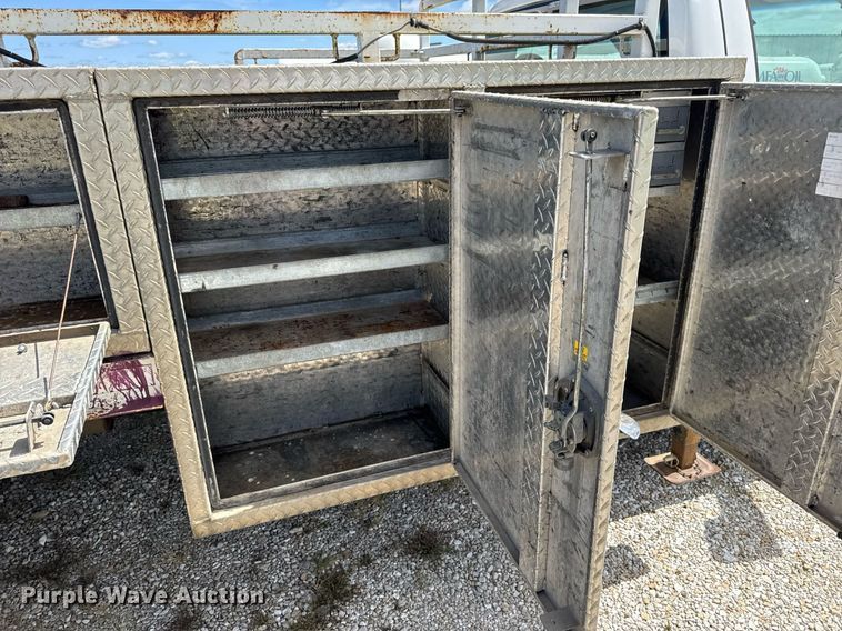 image for item DW6555 2008 Ford F550 Super Duty XL utility / service truck