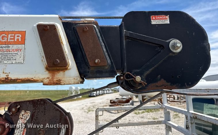 image for item DW6555 2008 Ford F550 Super Duty XL utility / service truck