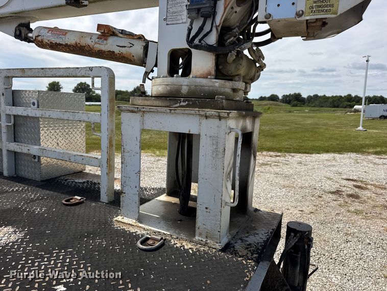 image for item DW6555 2008 Ford F550 Super Duty XL utility / service truck