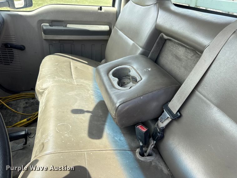 image for item DW6555 2008 Ford F550 Super Duty XL utility / service truck