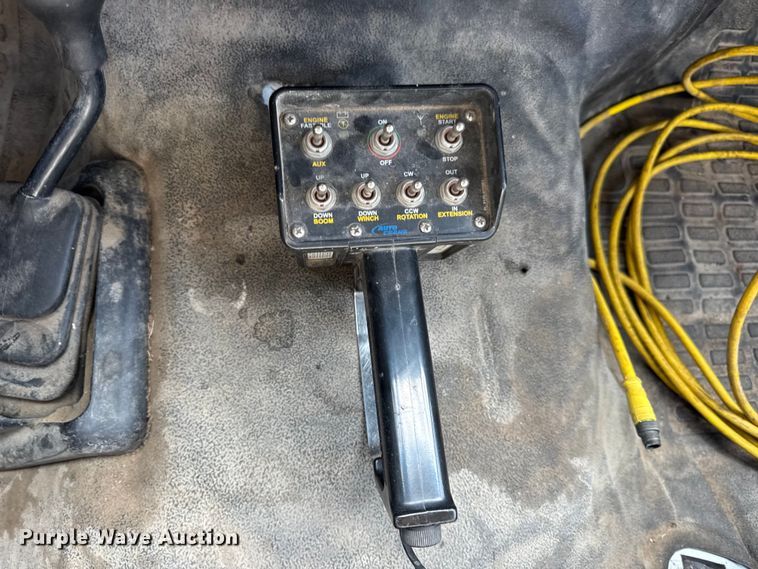 image for item DW6555 2008 Ford F550 Super Duty XL utility / service truck