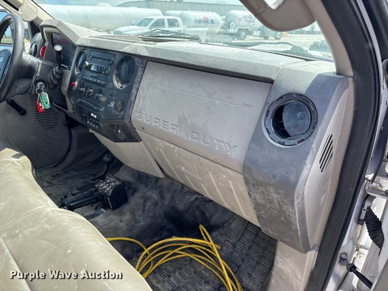 image for item DW6555 2008 Ford F550 Super Duty XL utility / service truck