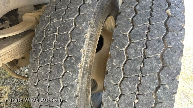 image for item DW6555 2008 Ford F550 Super Duty XL utility / service truck