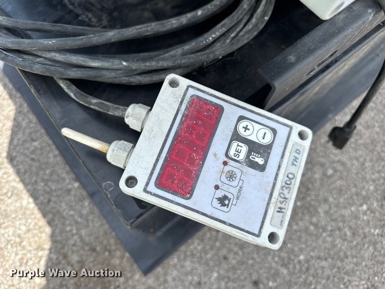 image for item DW6556 Heat Star HSP500ID-A heater