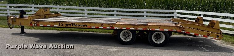 image for item DW6558 1999 Eager Beaver 20HALX equipment trailer