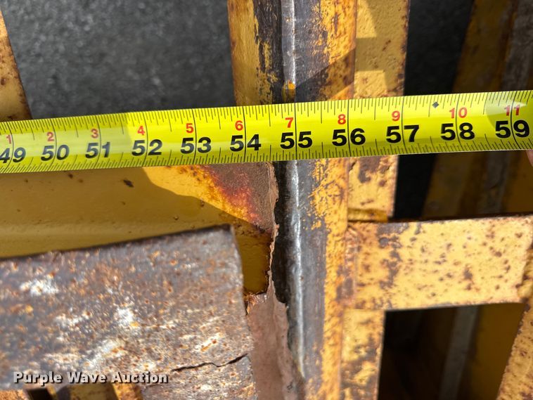 image for item DW6558 1999 Eager Beaver 20HALX equipment trailer