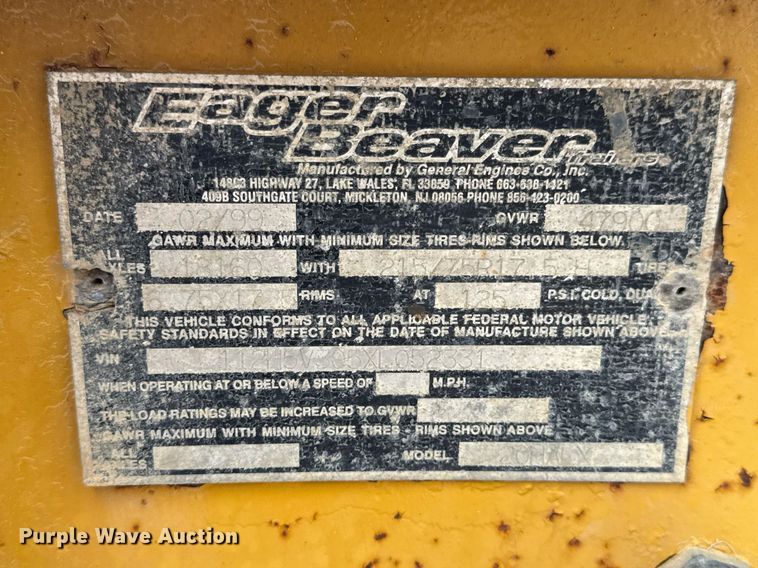 image for item DW6558 1999 Eager Beaver 20HALX equipment trailer