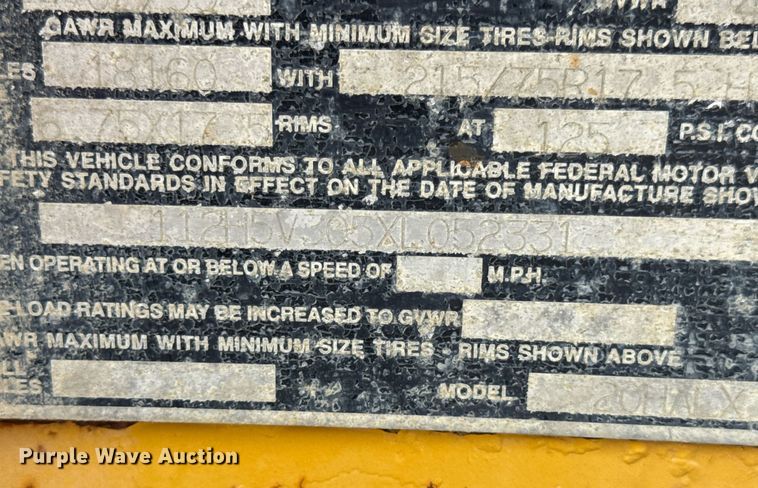 image for item DW6558 1999 Eager Beaver 20HALX equipment trailer