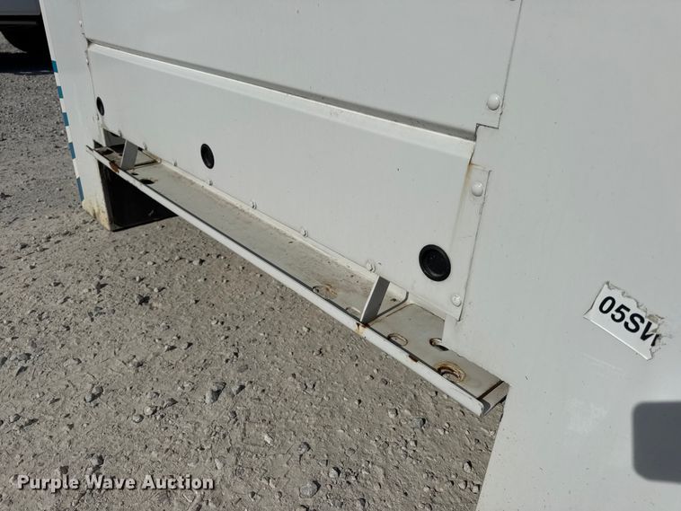 image for item DW6563 Reading Classic 2 pickup truck utility bed