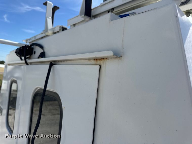 image for item DW6563 Reading Classic 2 pickup truck utility bed