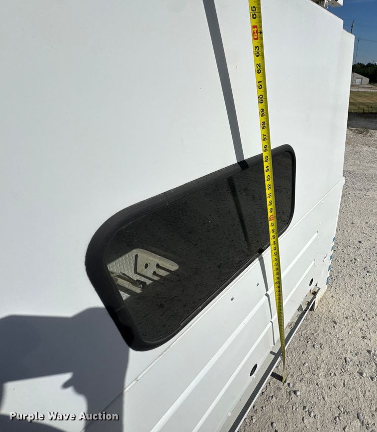 image for item DW6563 Reading Classic 2 pickup truck utility bed