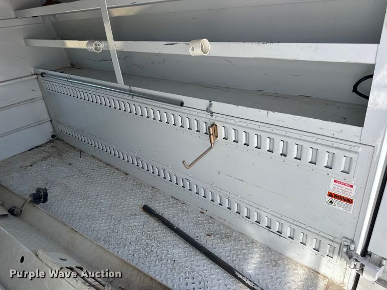 image for item DW6563 Reading Classic 2 pickup truck utility bed