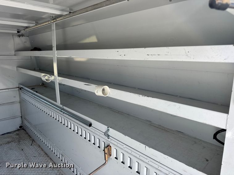 image for item DW6563 Reading Classic 2 pickup truck utility bed