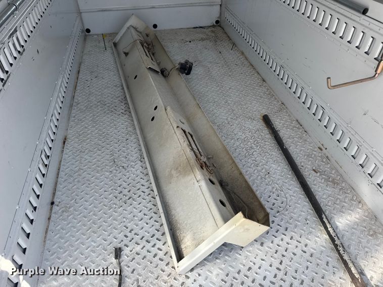 image for item DW6563 Reading Classic 2 pickup truck utility bed