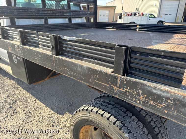 image for item DW6567 1999 Ford F450 Super Duty XL dump flatbed truck