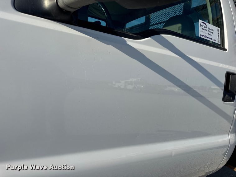 image for item DW6567 1999 Ford F450 Super Duty XL dump flatbed truck