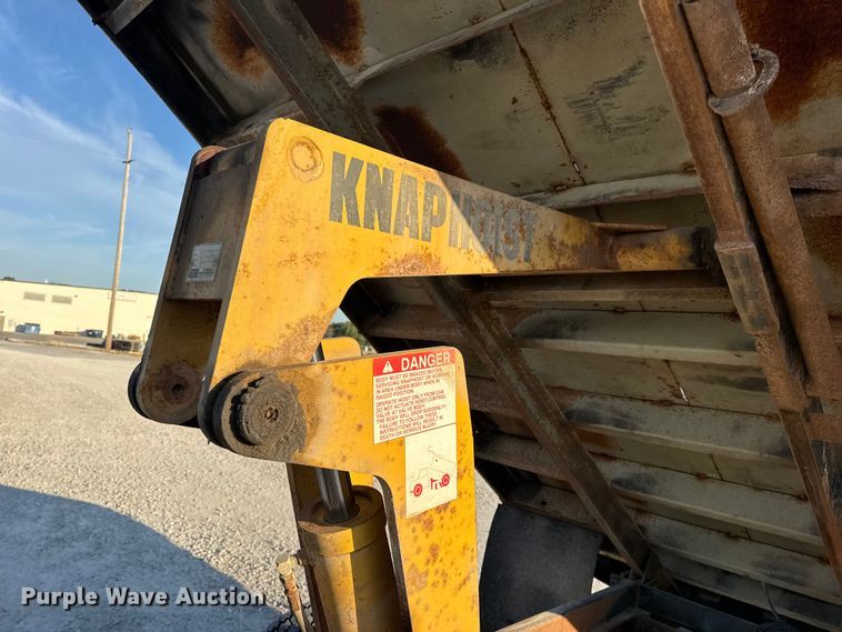 image for item DW6567 1999 Ford F450 Super Duty XL dump flatbed truck