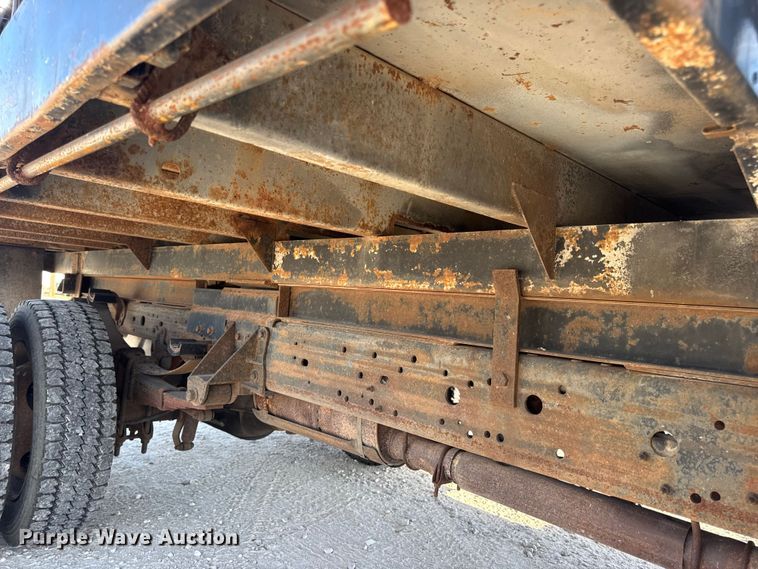 image for item DW6567 1999 Ford F450 Super Duty XL dump flatbed truck