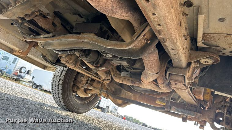 image for item DW6567 1999 Ford F450 Super Duty XL dump flatbed truck