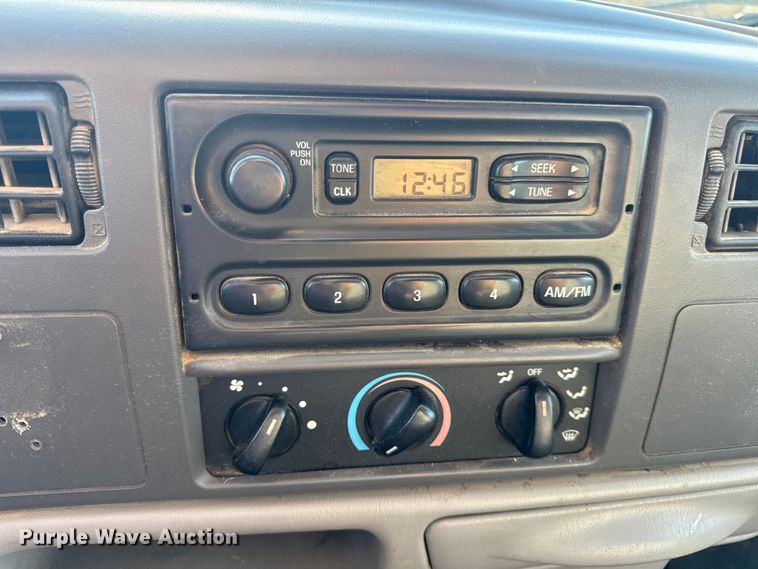 image for item DW6567 1999 Ford F450 Super Duty XL dump flatbed truck