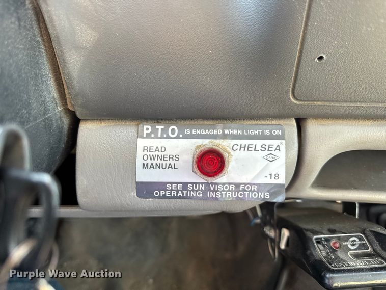 image for item DW6567 1999 Ford F450 Super Duty XL dump flatbed truck